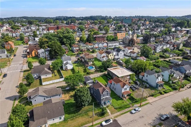 an aerial view of multiple house
