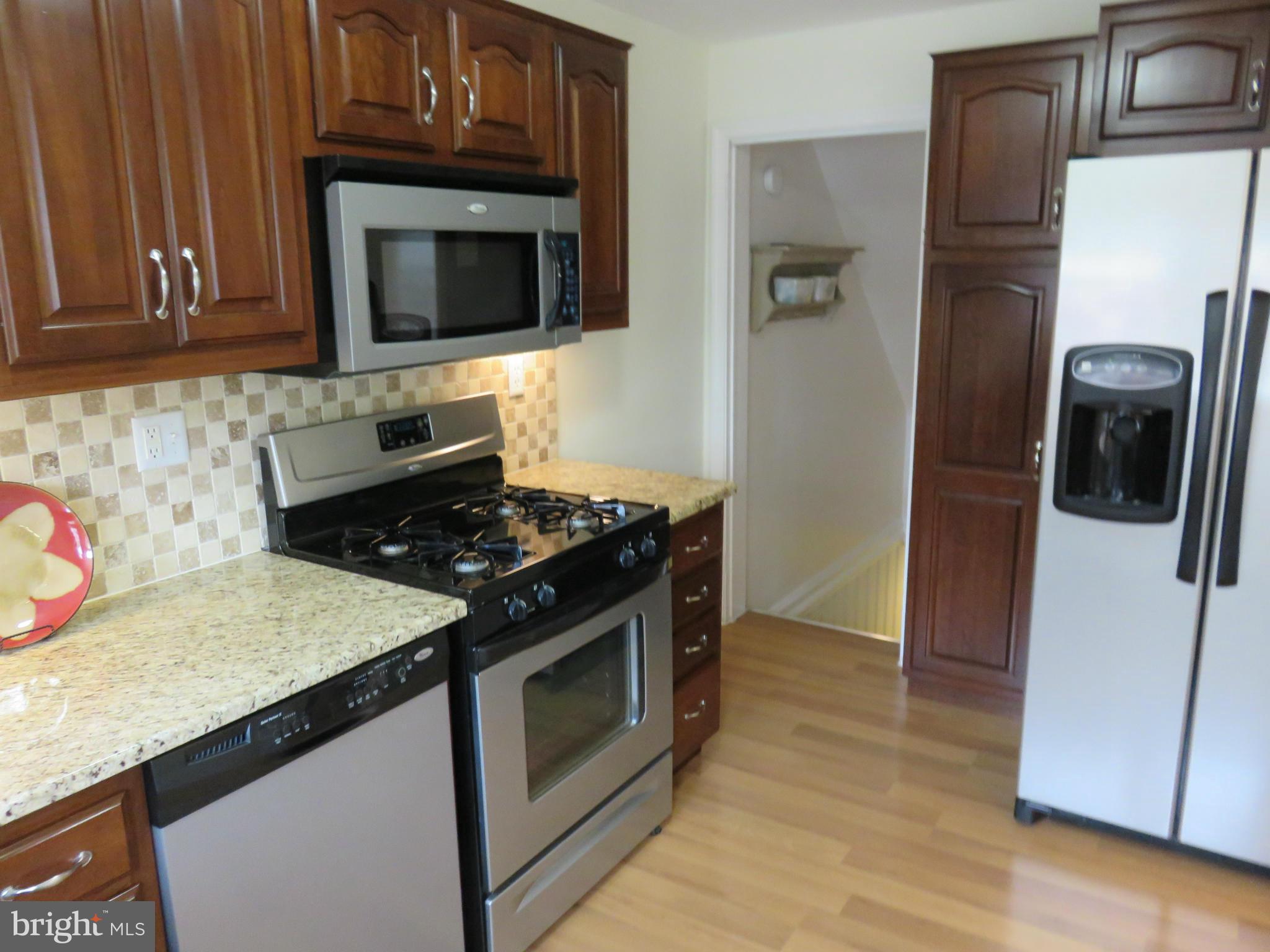 8102 Pleasant Plains Road Baltimore, MD 21286 - Photo 13 of 30 Kitchen