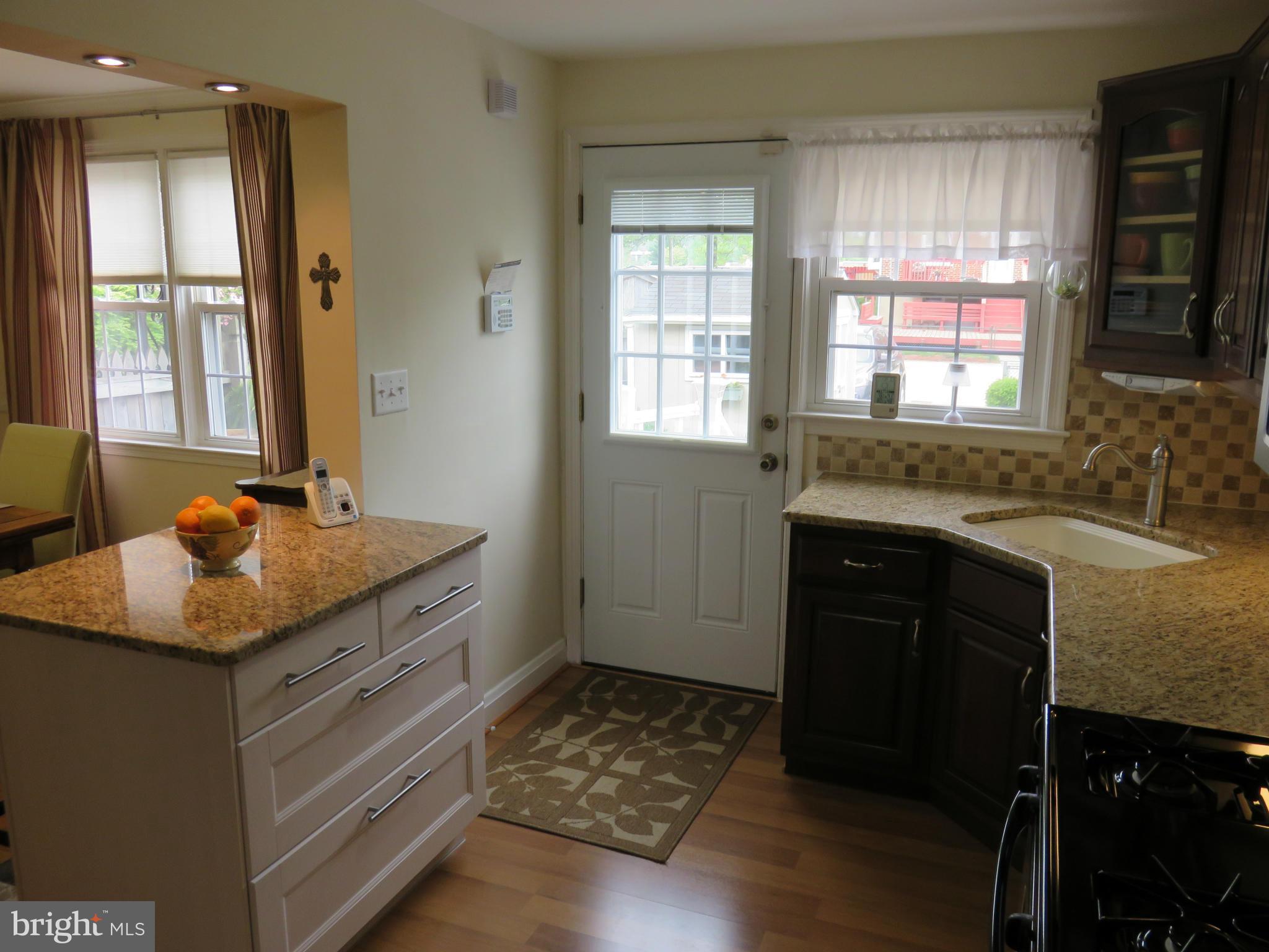 8102 Pleasant Plains Road Baltimore, MD 21286 - Photo 14 of 30 Kitchen