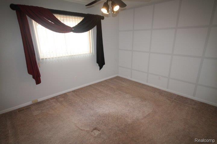 47868 Chrys Road Macomb, MI 48044 - Photo 12 of 19 188.JPG