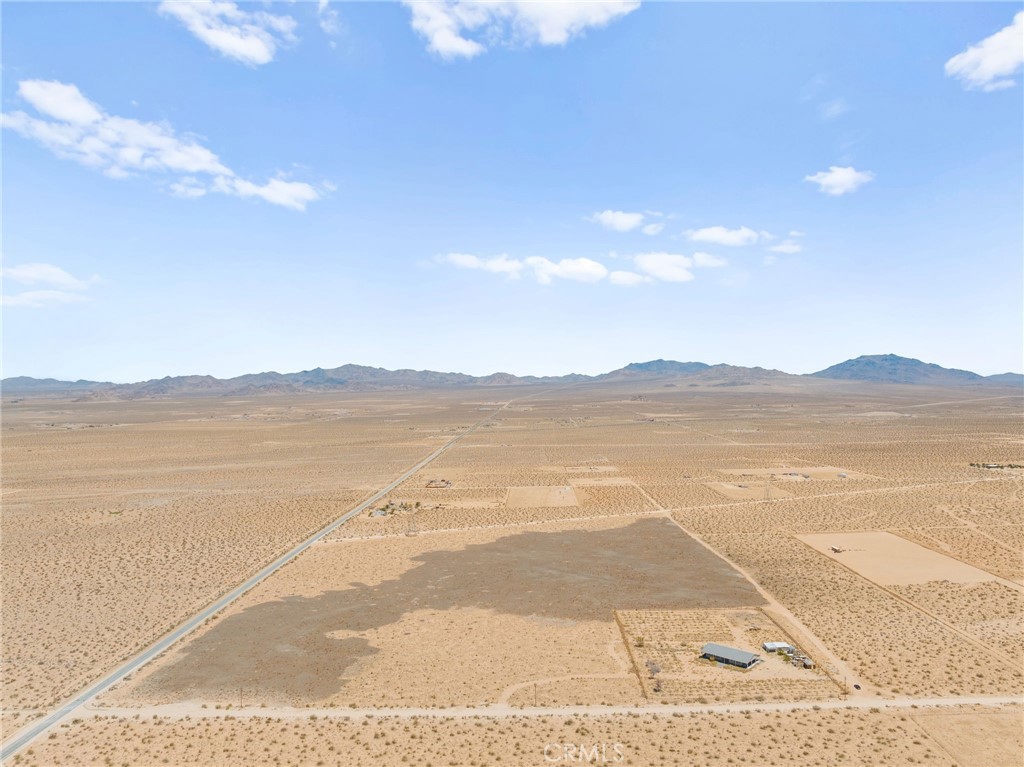 36990 Cambria Road Lucerne Valley, CA 92356 - Photo 40 of 47