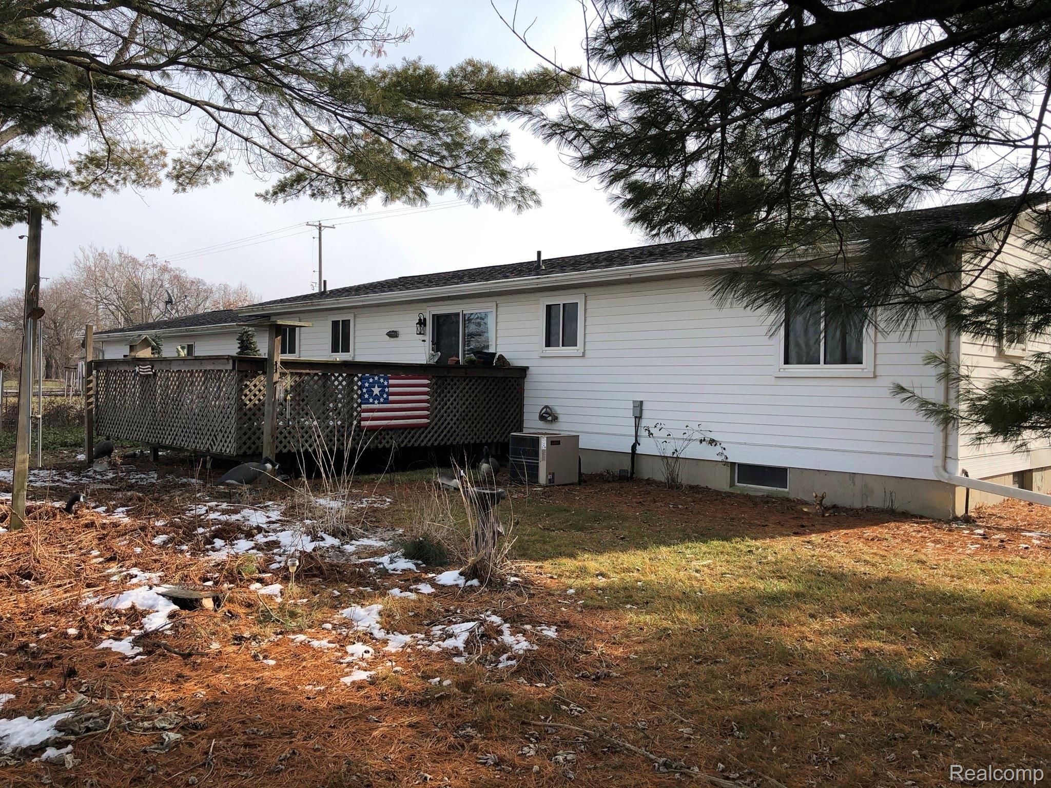 1320 West Cohoctah Road Howell, MI 48855 - Photo 11 of 12 IMG_4687.JPEG