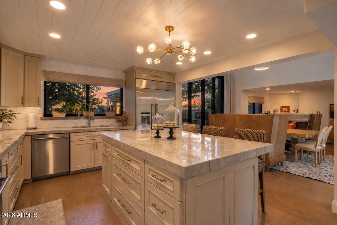 6701 North Scottsdale Road, Unit 24 Scottsdale, AZ 85250 - Photo 5 of 27 Kitchen