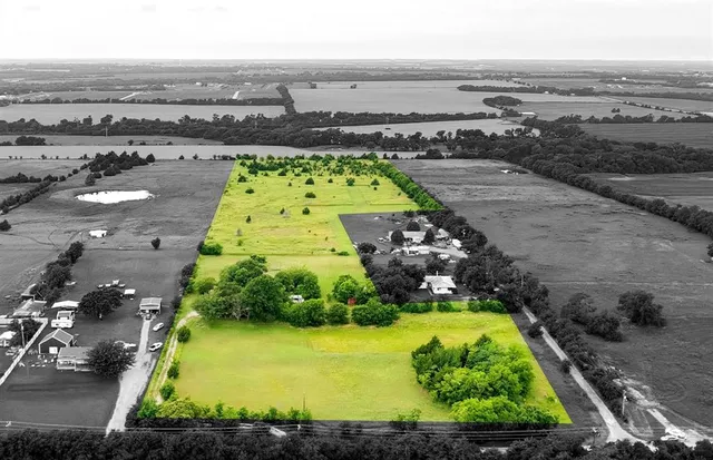 an aerial view of multiple house