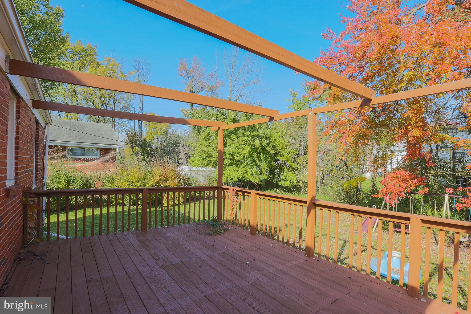 3212 Shelburne Road Baltimore, MD 21208 - Photo 21 of 25 Deck