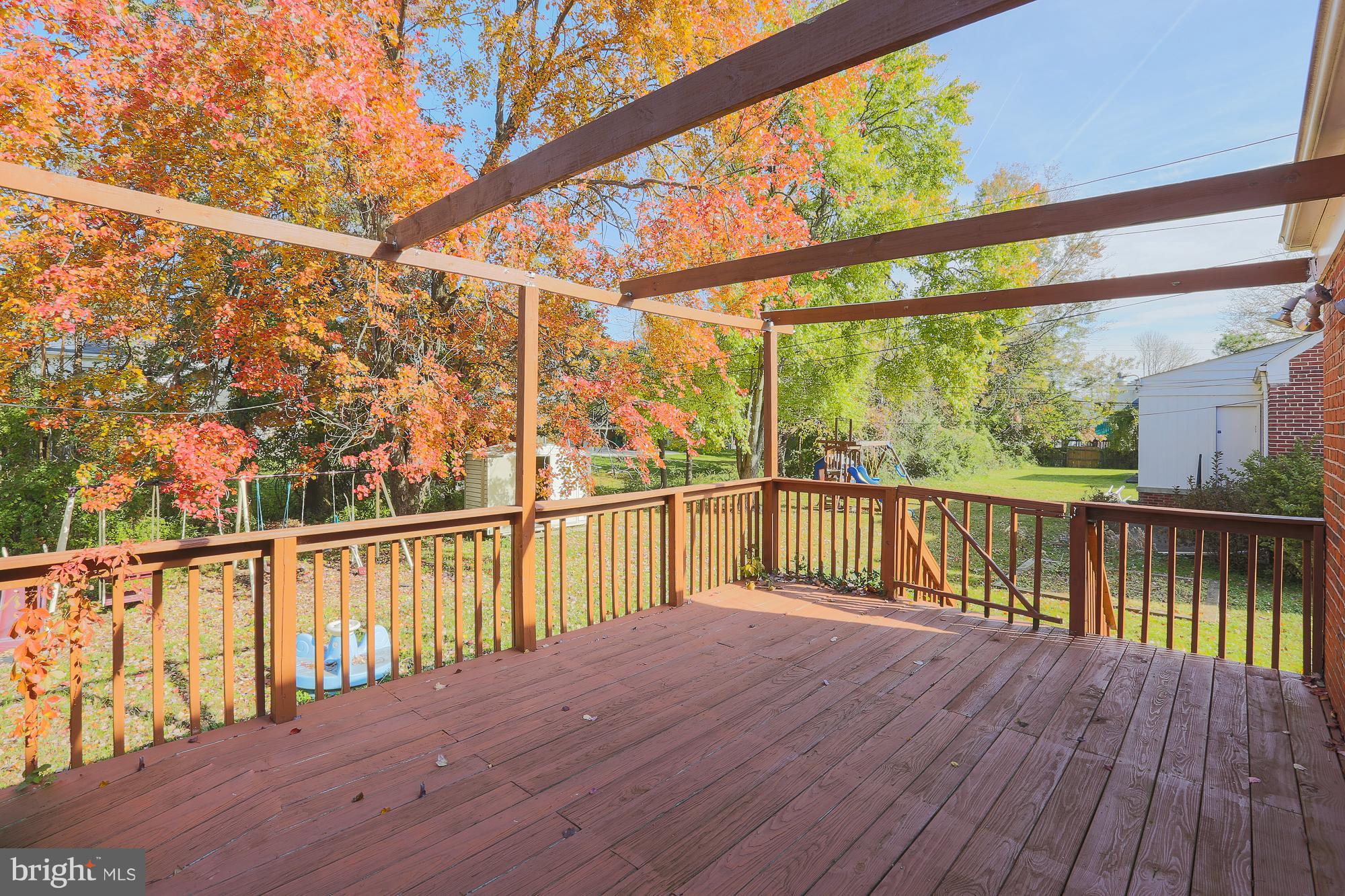 3212 Shelburne Road Baltimore, MD 21208 - Photo 22 of 25 Deck