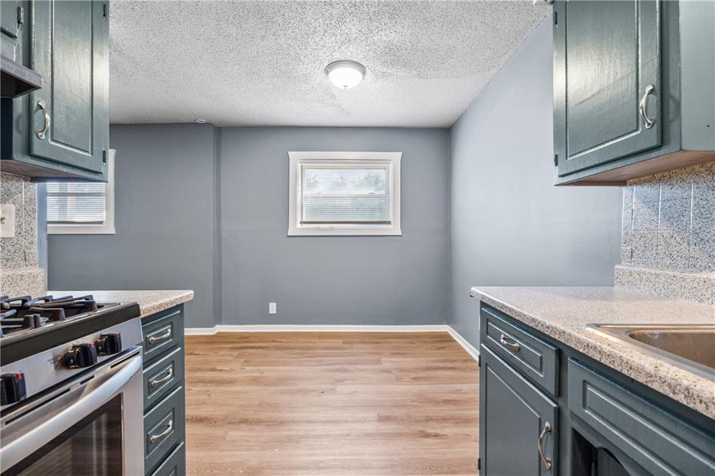 2312 155th Street Basehor, KS 66007 - Photo 15 of 28