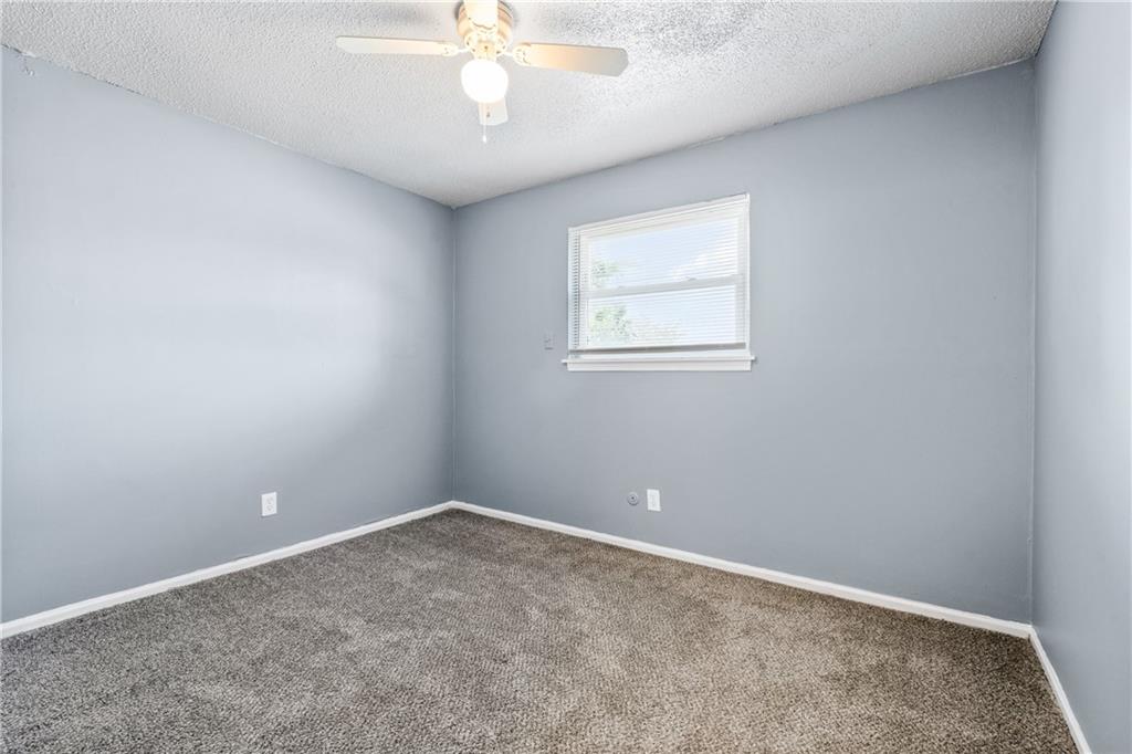 2312 155th Street Basehor, KS 66007 - Photo 16 of 28