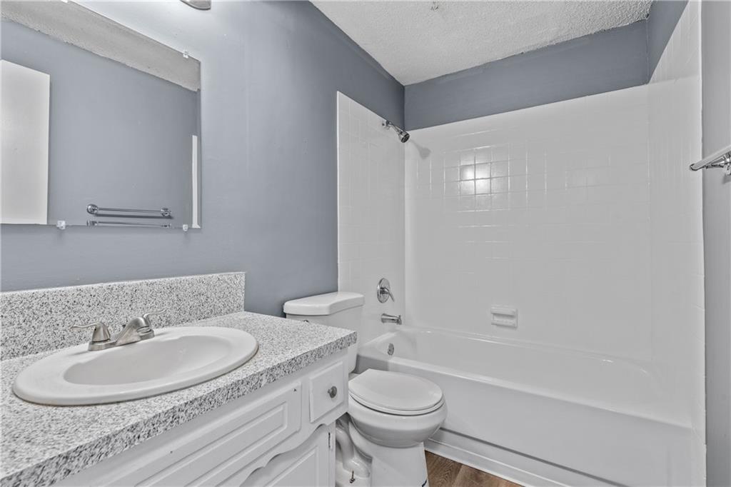 2312 155th Street Basehor, KS 66007 - Photo 5 of 28