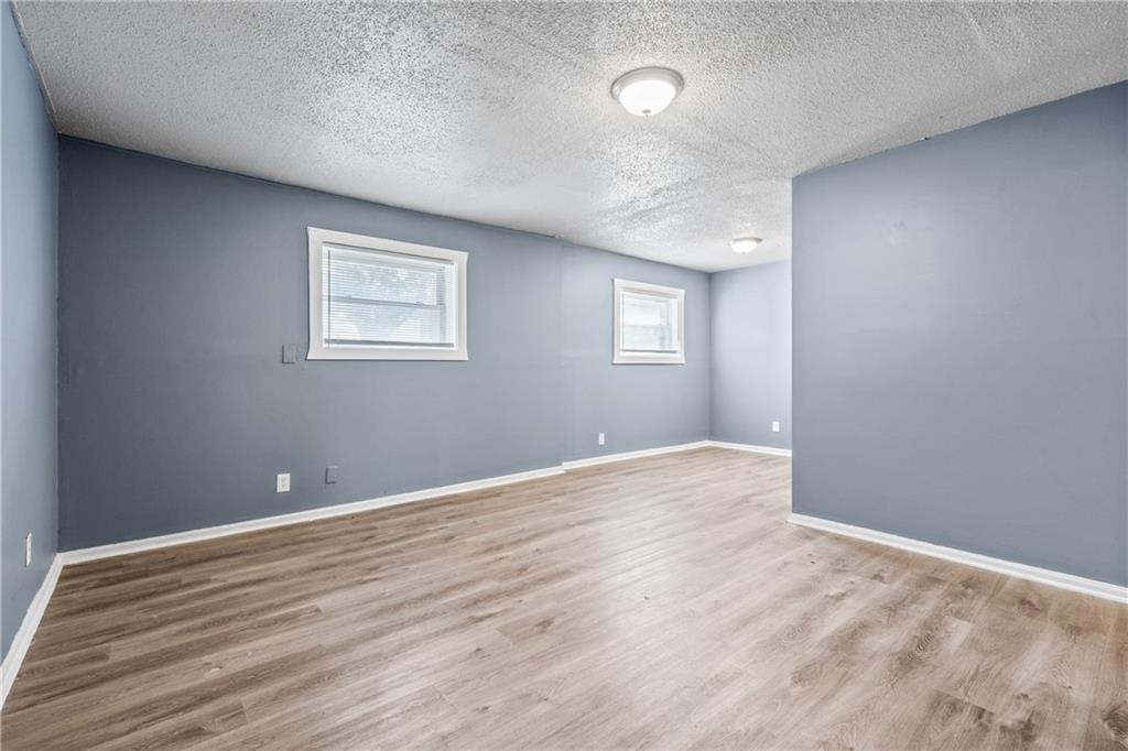 2312 155th Street Basehor, KS 66007 - Photo 7 of 28