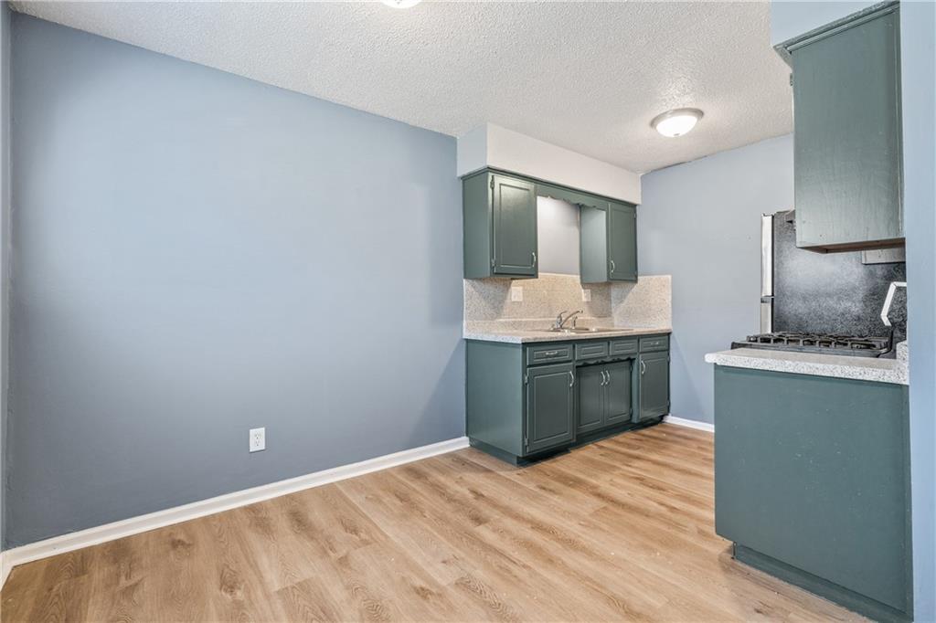 2312 155th Street Basehor, KS 66007 - Photo 8 of 28