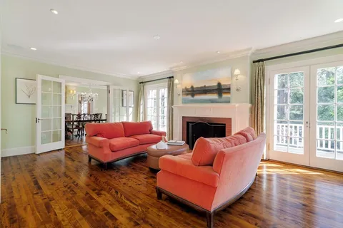 $3,099,000 | 10 Rangeley Road, Winchester, MA 01890