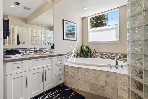 $1,695,000 | 1714 Arena Drive, Davis, CA 95618