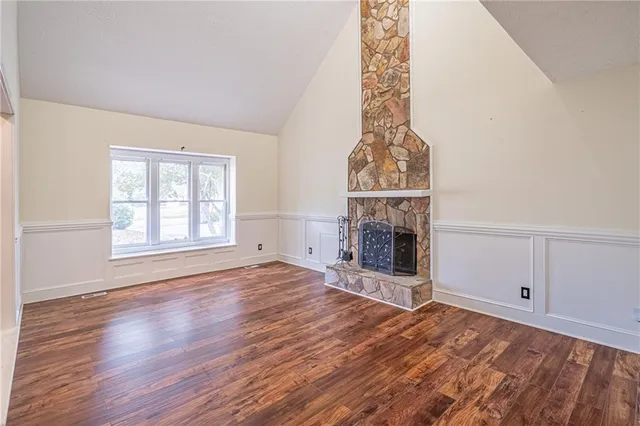 $340,000 | 3142 Brooks Drive, Snellville, GA 30078