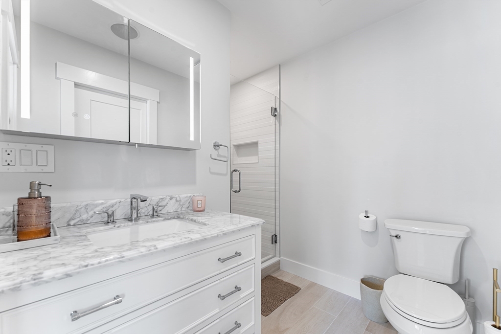 11 Lowell Street, Unit B Arlington, MA 02476 - Photo 13 of 31