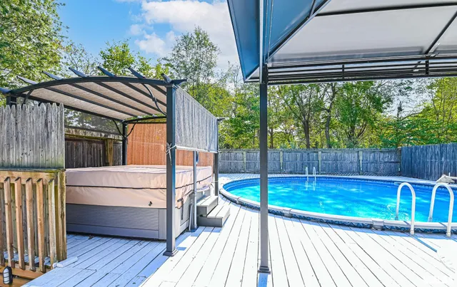 $291,000 | 15325 North River Beach Drive, Chillicothe, IL 61523