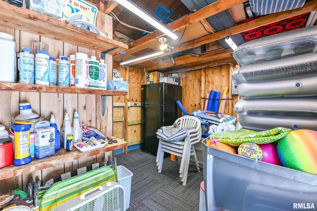 $291,000 | 15325 North River Beach Drive, Chillicothe, IL 61523