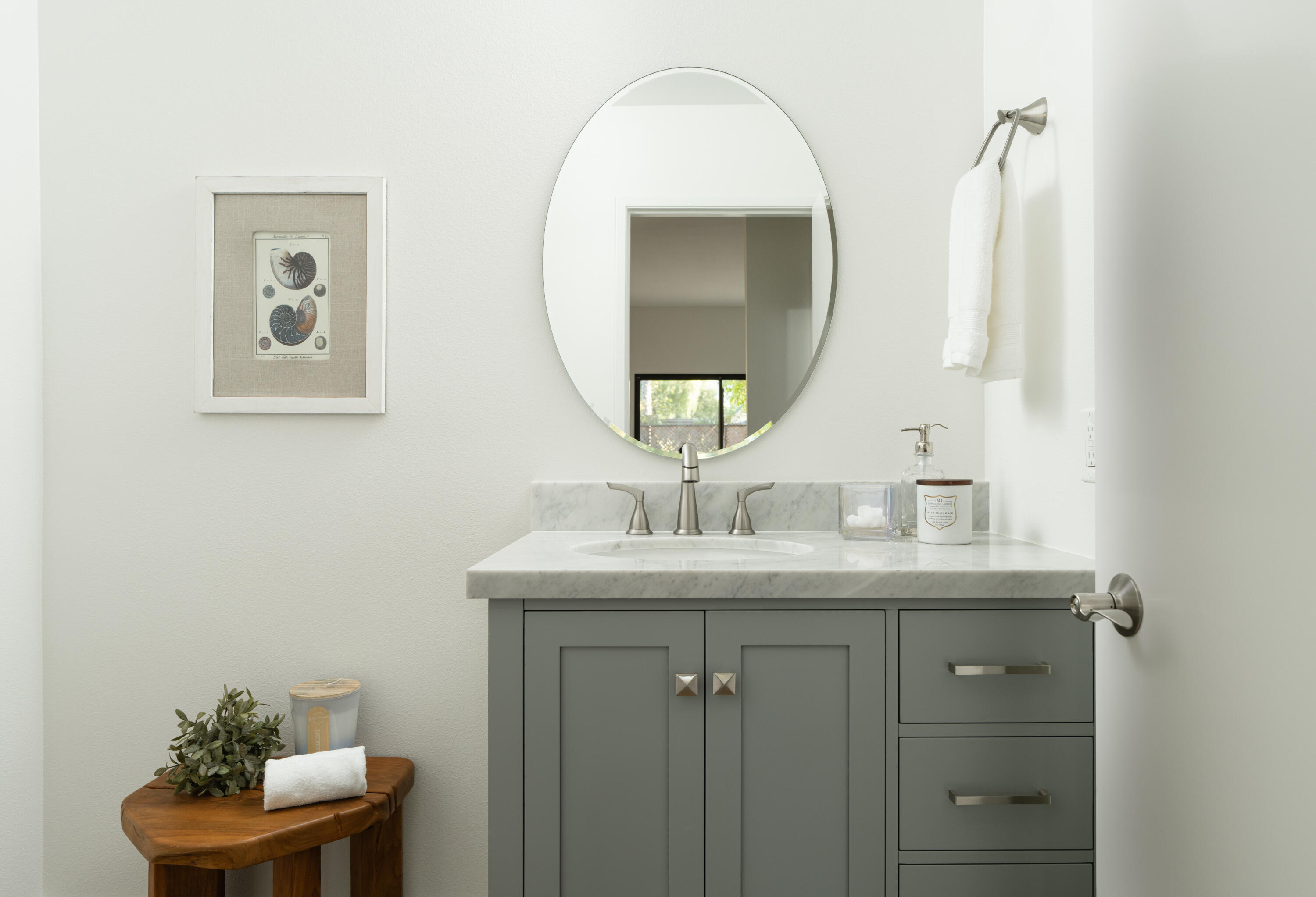 778 Dos Hermanos Road Santa Barbara, CA 93111 - Photo 21 of 23 Downstairs Half Bath
