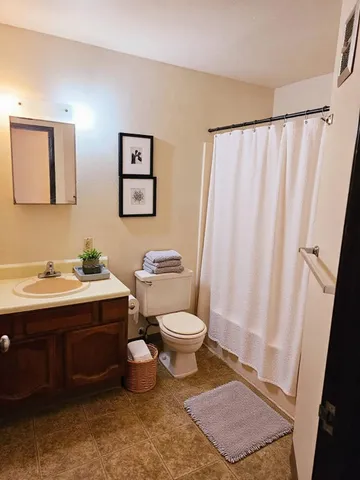 $724 | 528 North Grant Street, Unit 206, Blue Earth, MN 56013