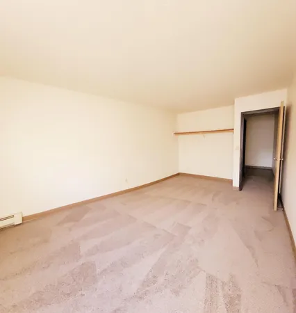 $724 | 528 North Grant Street, Unit 206, Blue Earth, MN 56013