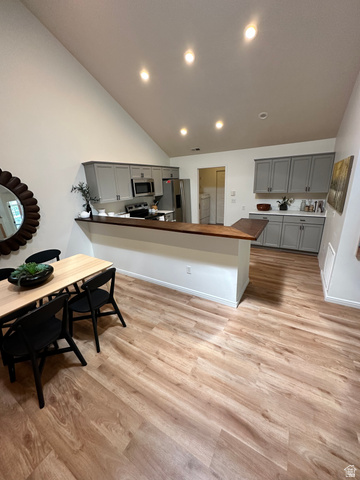 2047 West Abbey View Road, Unit 17C West Jordan, UT 84088 - Photo 7 of 21