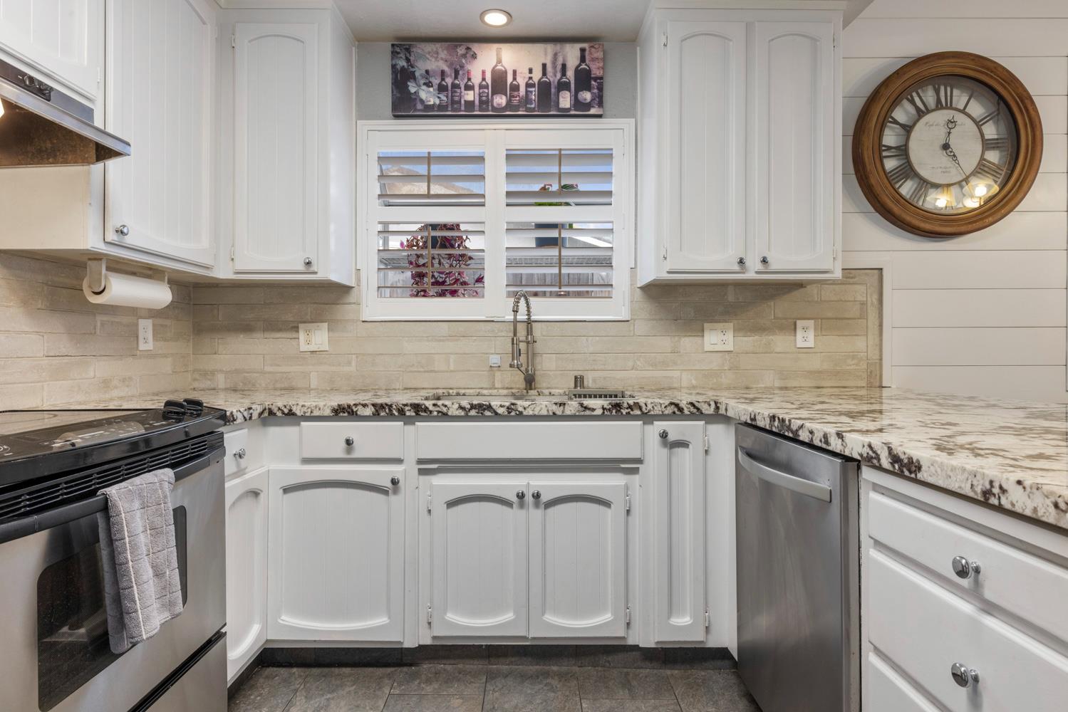 3809 Meadowview Court Modesto, CA 95355 - Photo 12 of 41