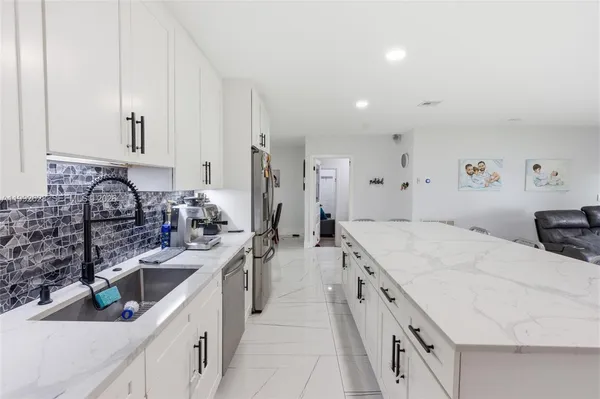 $5,500 | 12002 Northwest 27th Drive, Unit 12002, Coral Springs, FL 33065