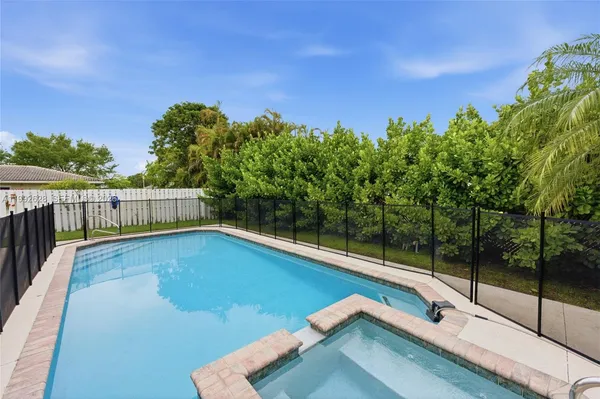 $5,500 | 12002 Northwest 27th Drive, Unit 12002, Coral Springs, FL 33065