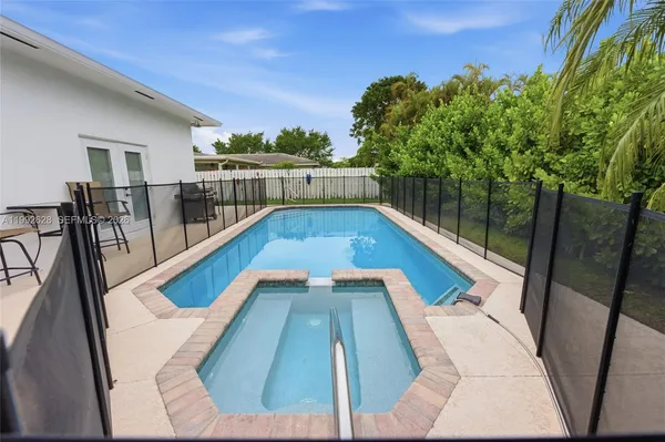 $5,500 | 12002 Northwest 27th Drive, Unit 12002, Coral Springs, FL 33065