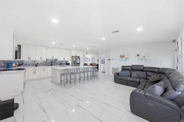 $5,500 | 12002 Northwest 27th Drive, Unit 12002, Coral Springs, FL 33065