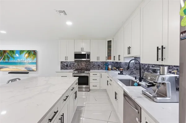 $5,500 | 12002 Northwest 27th Drive, Unit 12002, Coral Springs, FL 33065