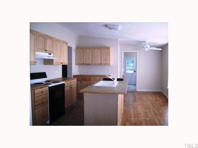 1003 Bob Richards Road Zebulon, NC 27597 - Photo 3 of 7 Gallery Image 3