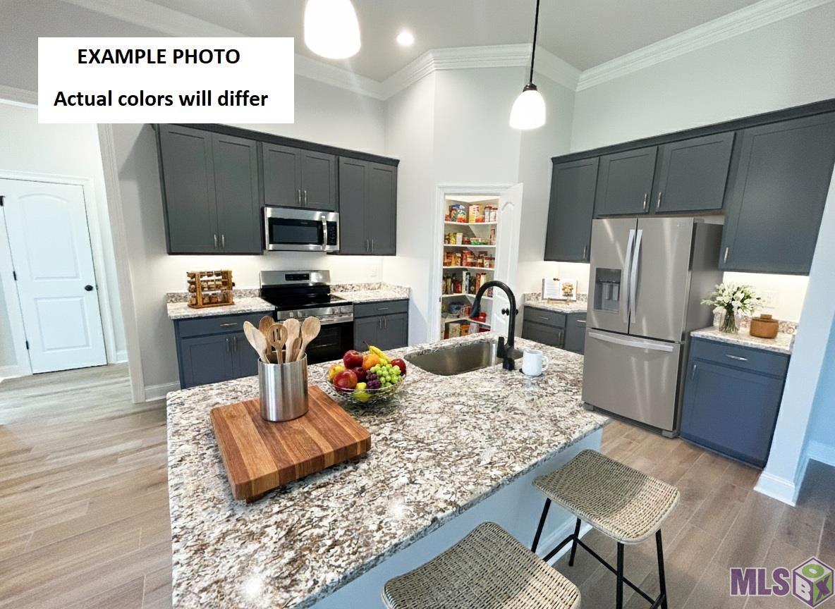 358 Rue Evangeline Houma, LA 70364 - Photo 1 of 3 STAGED EXAMPLE PHOTO