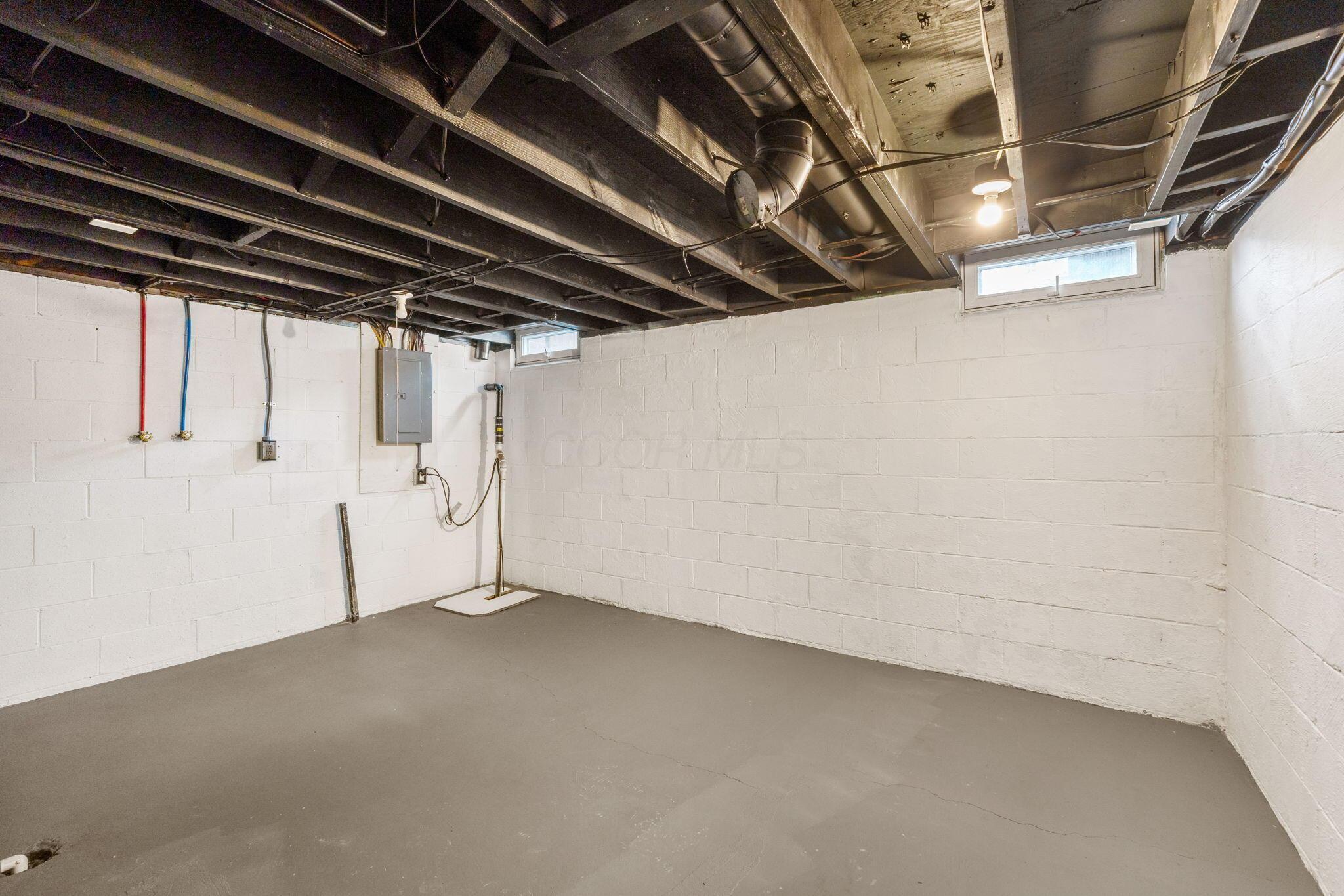 2173 Noe Bixby Road Columbus, OH 43232 - Photo 20 of 28 2173 Noe bixby (Interior)-29