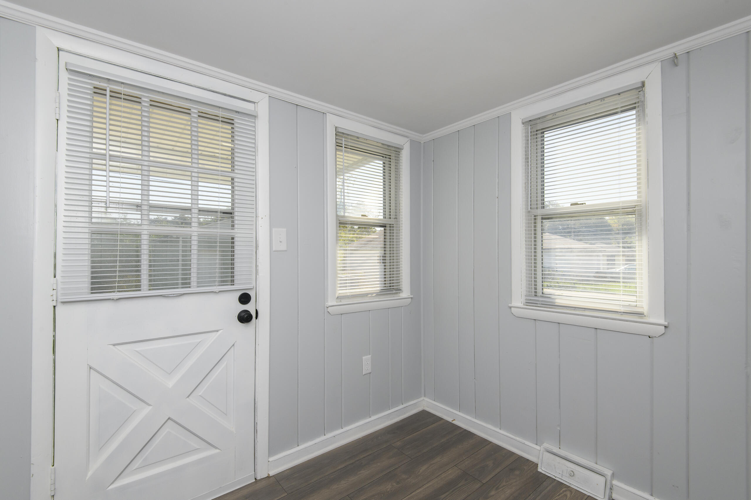 5228 North 64th Street Milwaukee, WI 53218 - Photo 16 of 36 Den