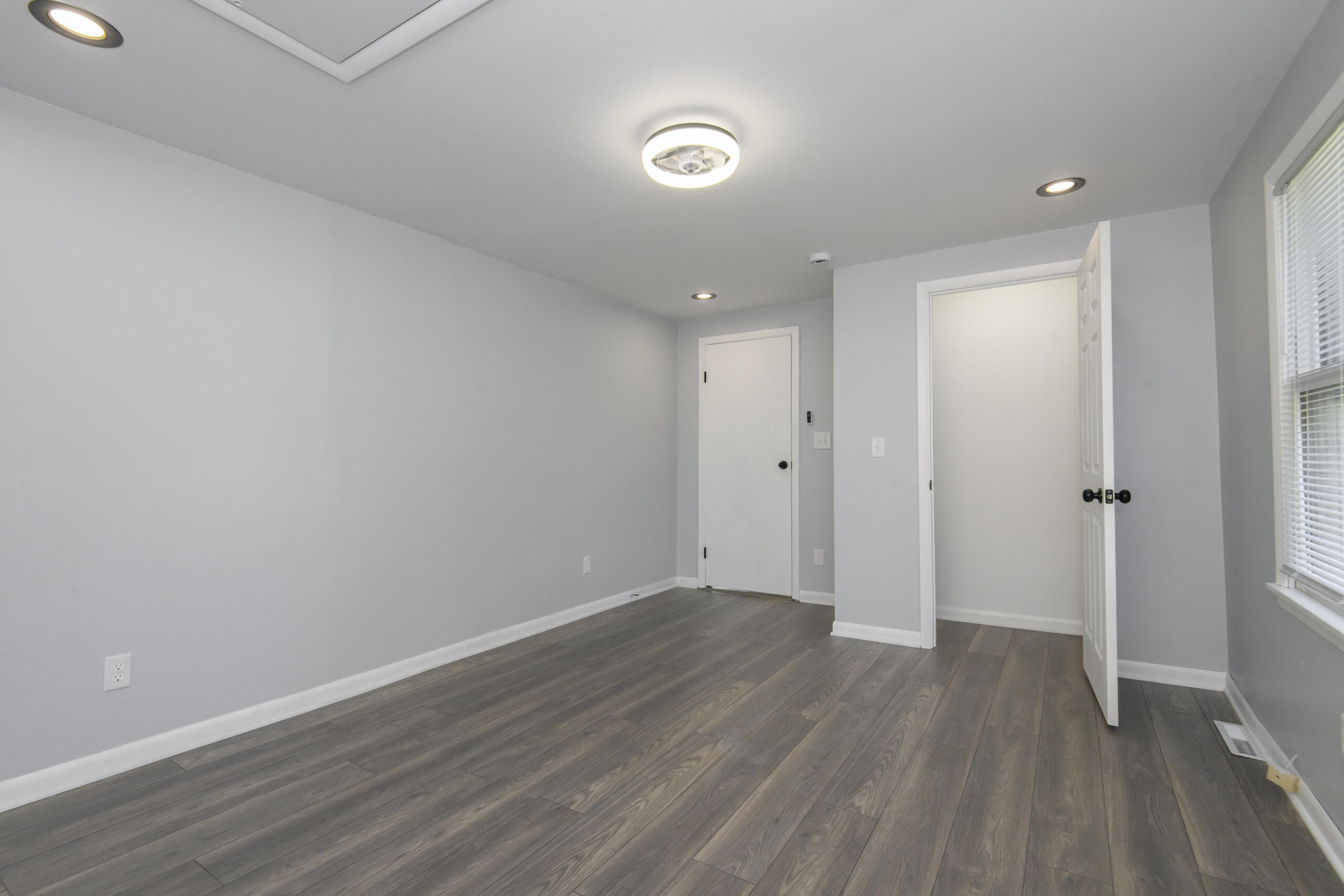 5228 North 64th Street Milwaukee, WI 53218 - Photo 20 of 36 Master Bedroom