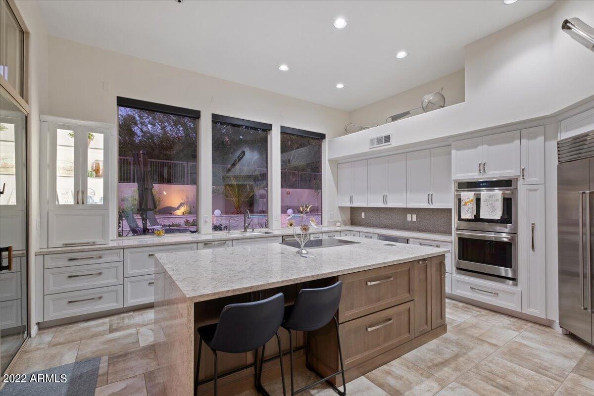 13646 East Wethersfield Road Scottsdale, AZ 85259 - Photo 3 of 44 Kitchen