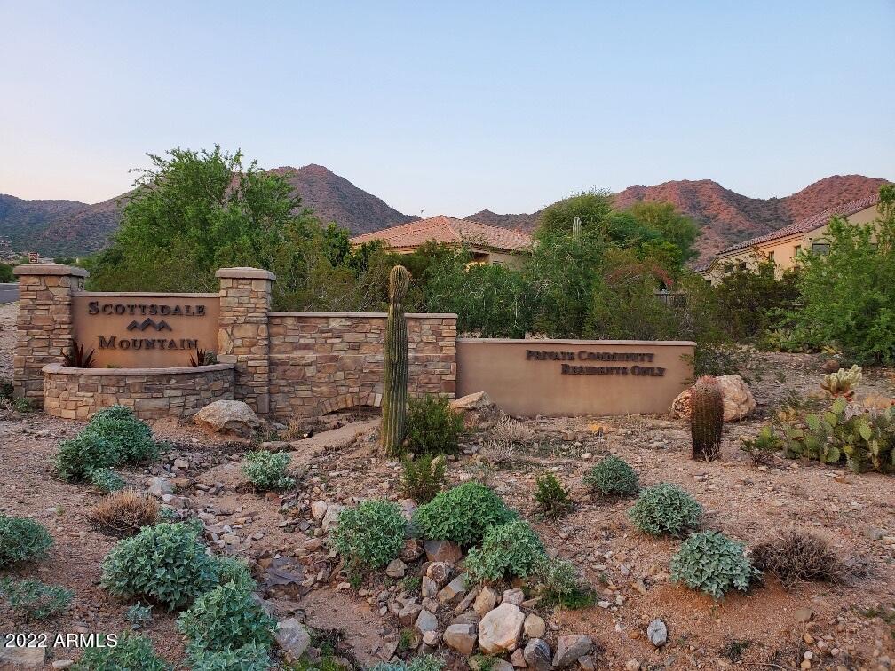 13646 East Wethersfield Road Scottsdale, AZ 85259 - Photo 39 of 44 Community Entrance