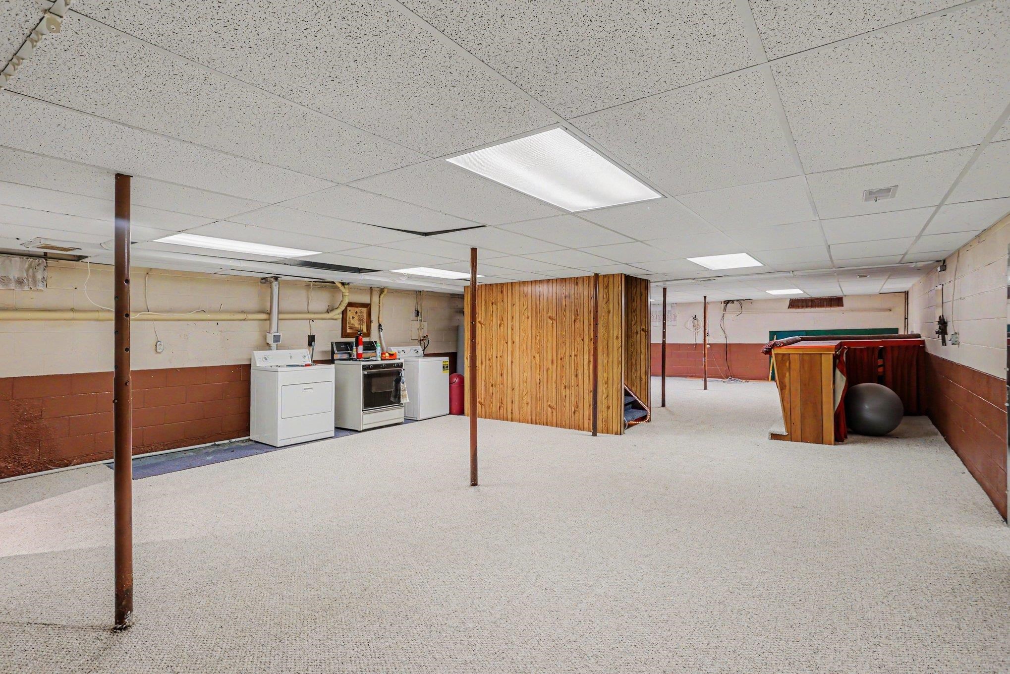 2437 Amelith Road Bay City, MI 48706 - Photo 25 of 36