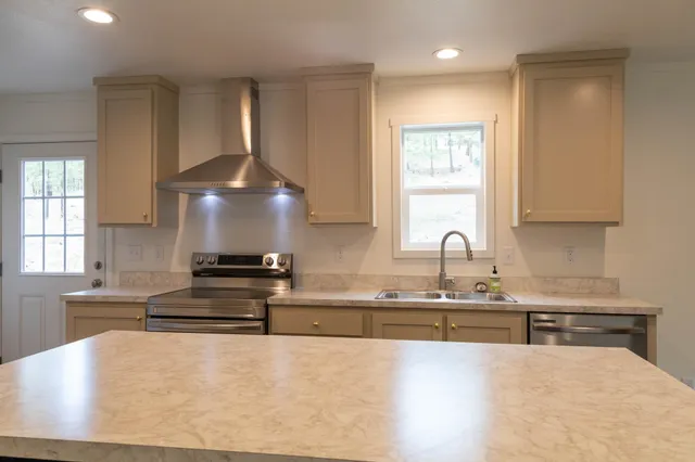 $300,000 | 1330 Sommer Way, Kettle Falls, WA 99141