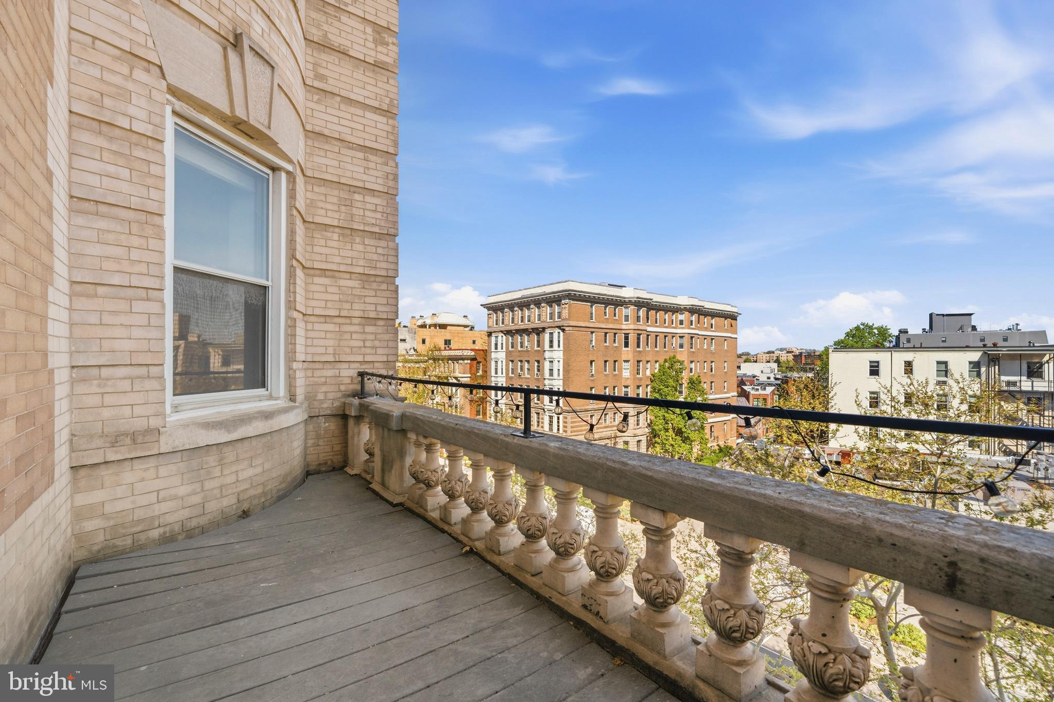 1851 Columbia Road Northwest, Unit 401 Washington, DC 20009 - Photo 20 of 27 a view of balcony with city view