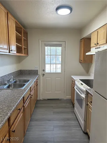 $950 | 231 North 14th Street, Unit D, Las Vegas, NV 89101