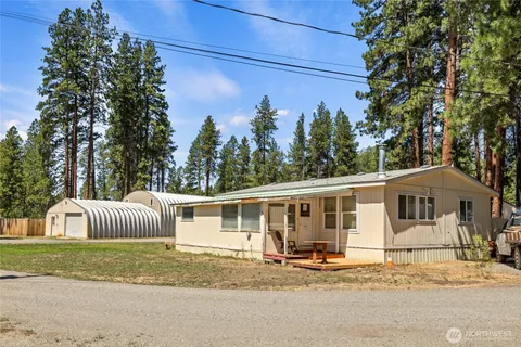 a house view with a outdoor space