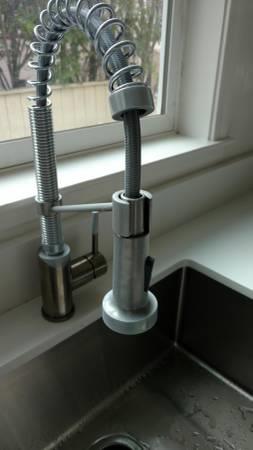 41 Madison Avenue, Unit A San Mateo, CA 94402 - Photo 7 of 16 a kitchen with a sink and a stove