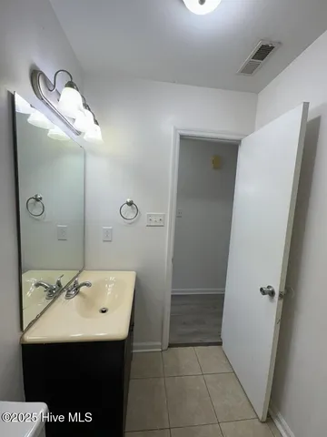 $1,425 | 3016 East Windgate Court, Jacksonville, NC 28546