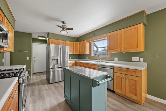 $359,900 | 211 Hancock Road, Pittsfield, MA 01201