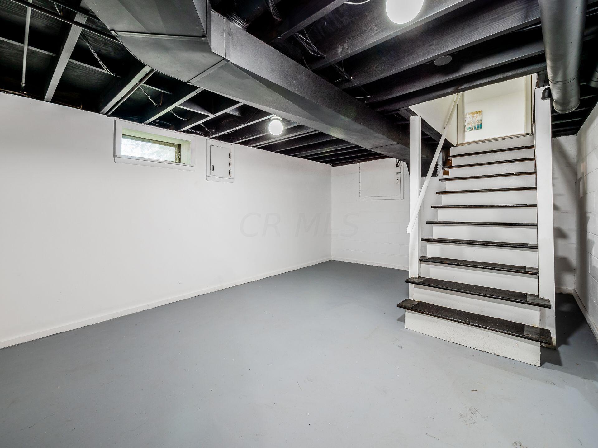 3046 Pine Valley Road Columbus, OH 43219 - Photo 33 of 51 Gallery Image 33