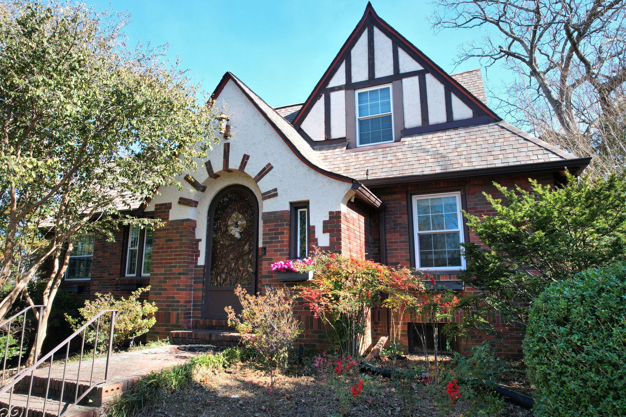 1200 South Crest Road Rossville, GA 30741 - Photo 2 of 46 3