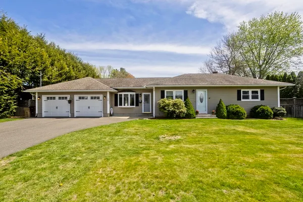 $400,000 | 128 Williams Street, Ludlow, MA 01056