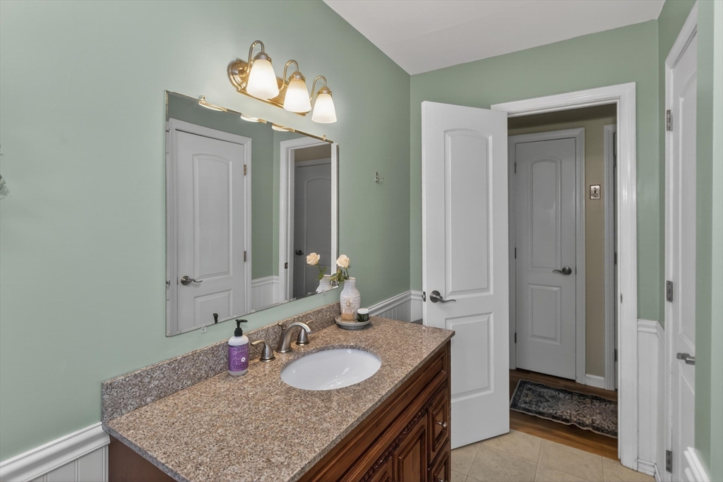 128 Williams Street Ludlow, MA 01056 - Photo 11 of 28